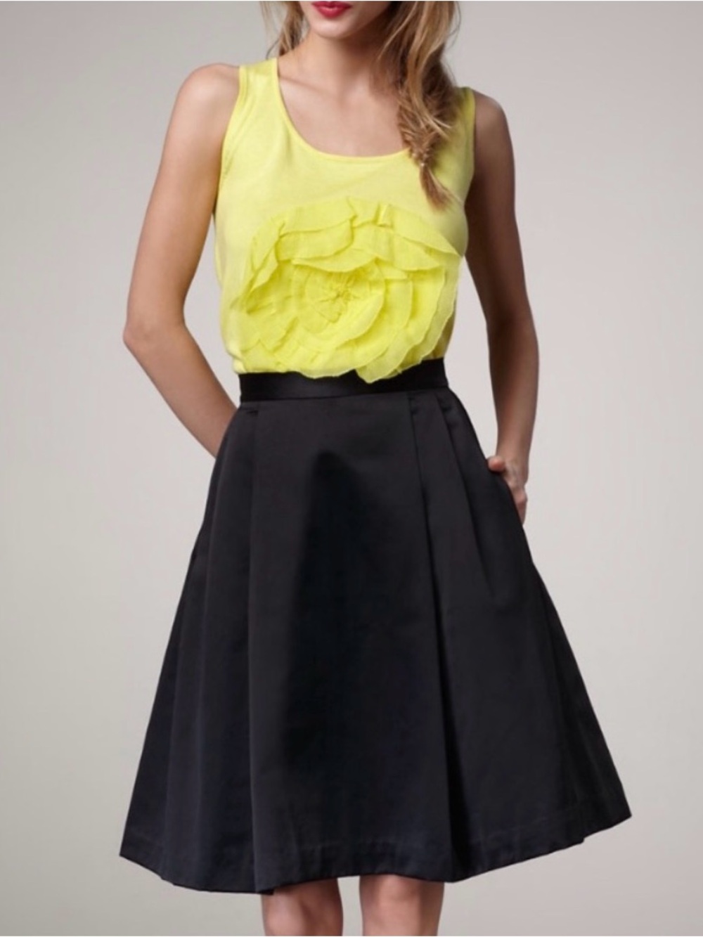 Kate Spade New York Esti Black Satin Pleated Pleat Knee Length Skirt Size 4